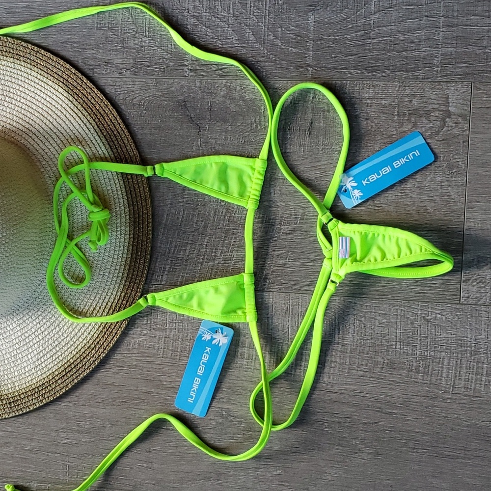 NWT Kauai fluorescent thong bikini. Size Medium